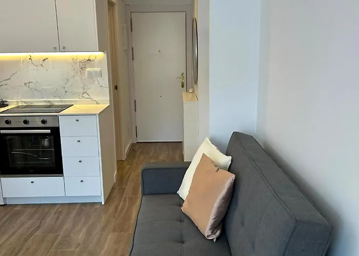 Sunny Τορρεμολίνος